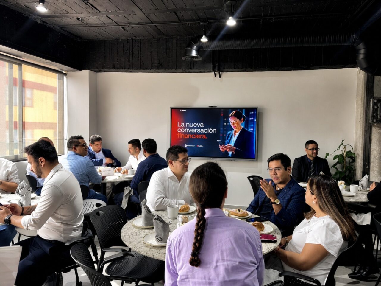Evento Concepto Móvil Latinia en CDMX
